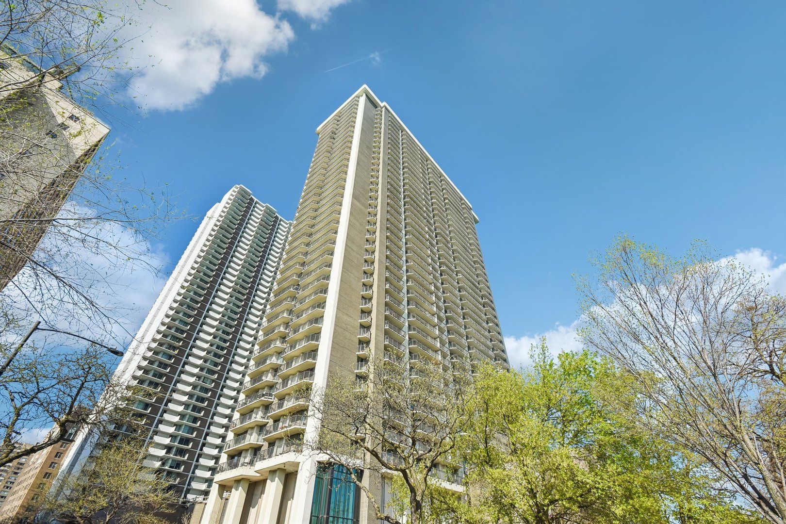 6007 N SHERIDAN Road #29F — Chicago, IL 60660