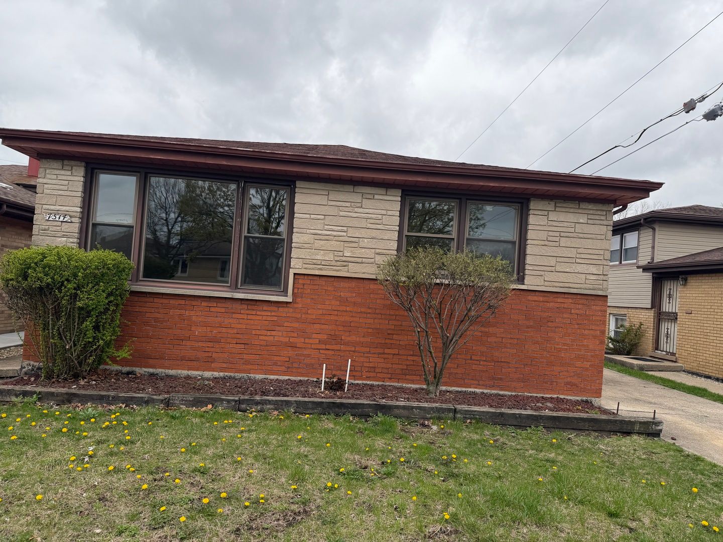 7514 S Trumbull Avenue — Chicago, IL 60652