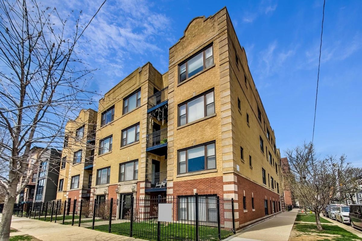 1910 Washtenaw Avenue, Chicago, IL 60647