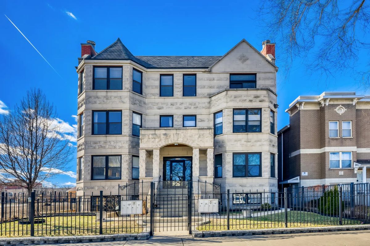 4248 Drexel Boulevard, Chicago, IL 60653