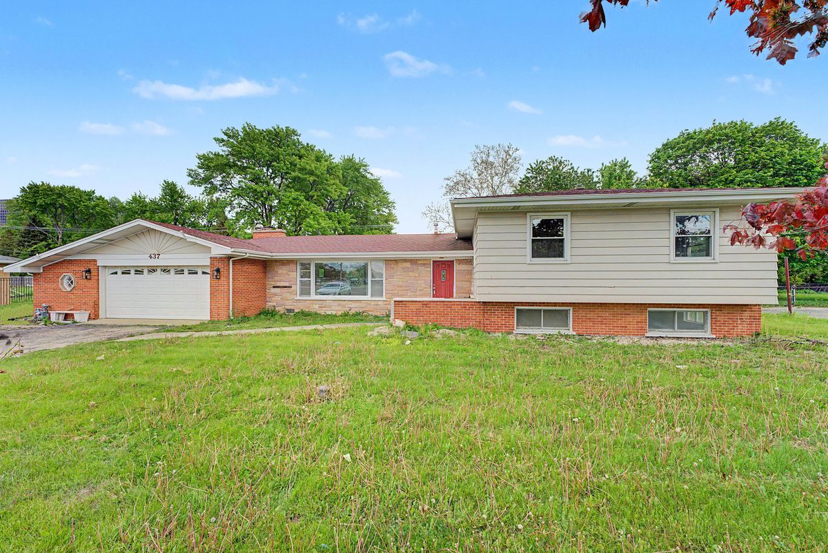 437 MEACHAM Road, Schaumburg, IL 60173