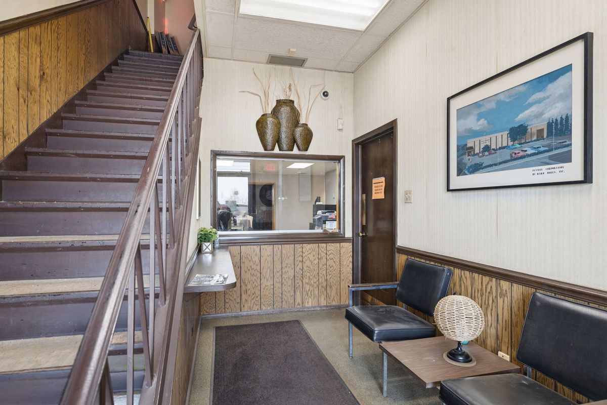 379 147th Street, Harvey, IL 60426