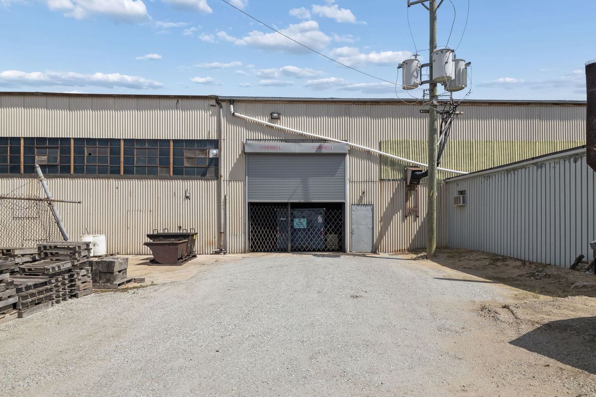 379 147th Street, Harvey, IL 60426