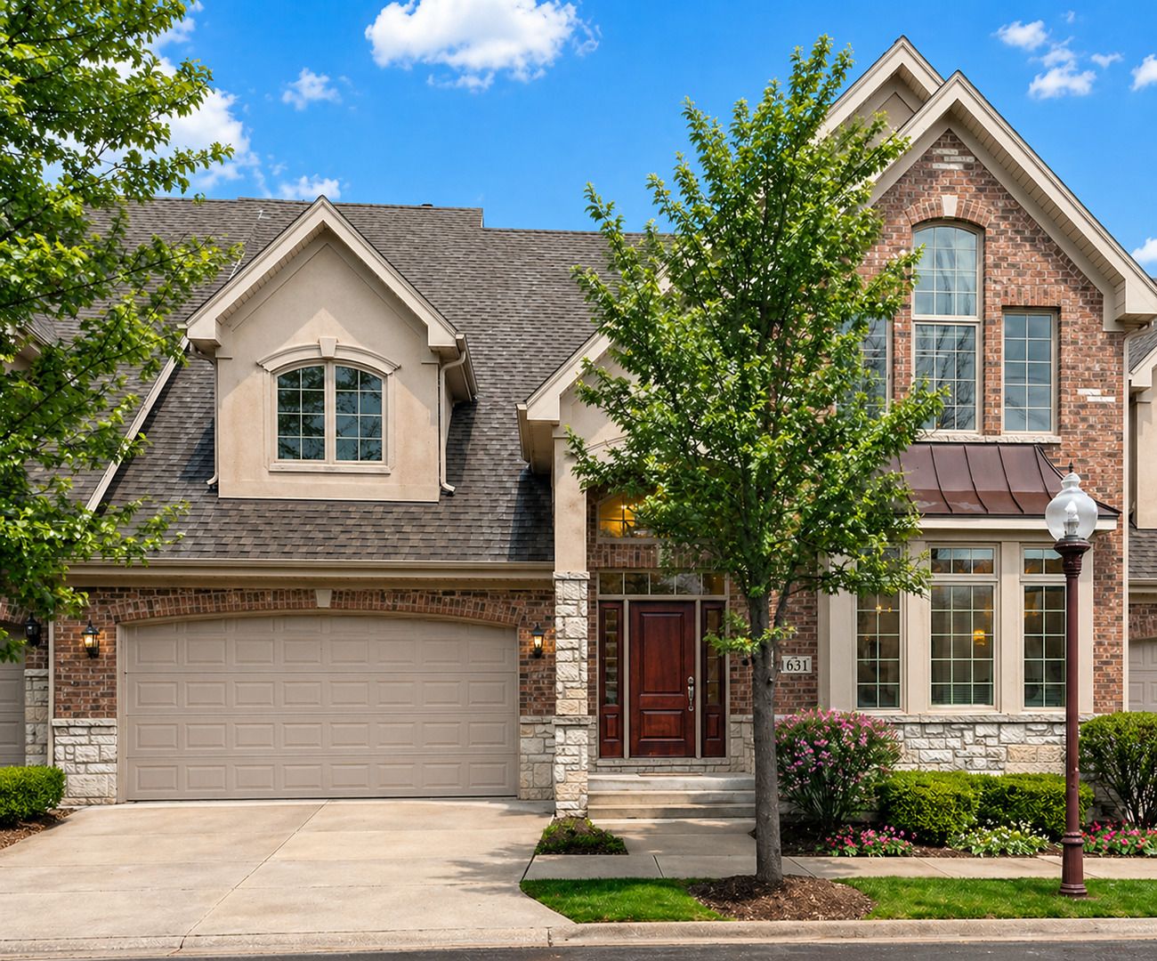 431 Skipping Stone Lane — Hinsdale, IL 60521