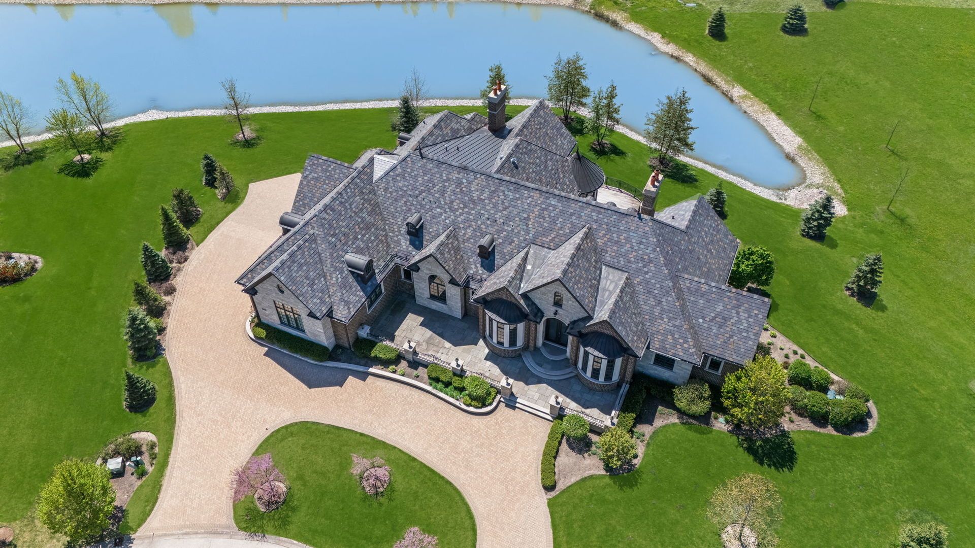23 Enclave Court — South Barrington, IL 60010