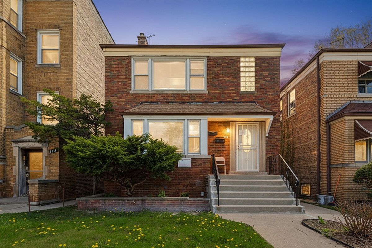 7321 Rockwell Street, Chicago, IL 60629