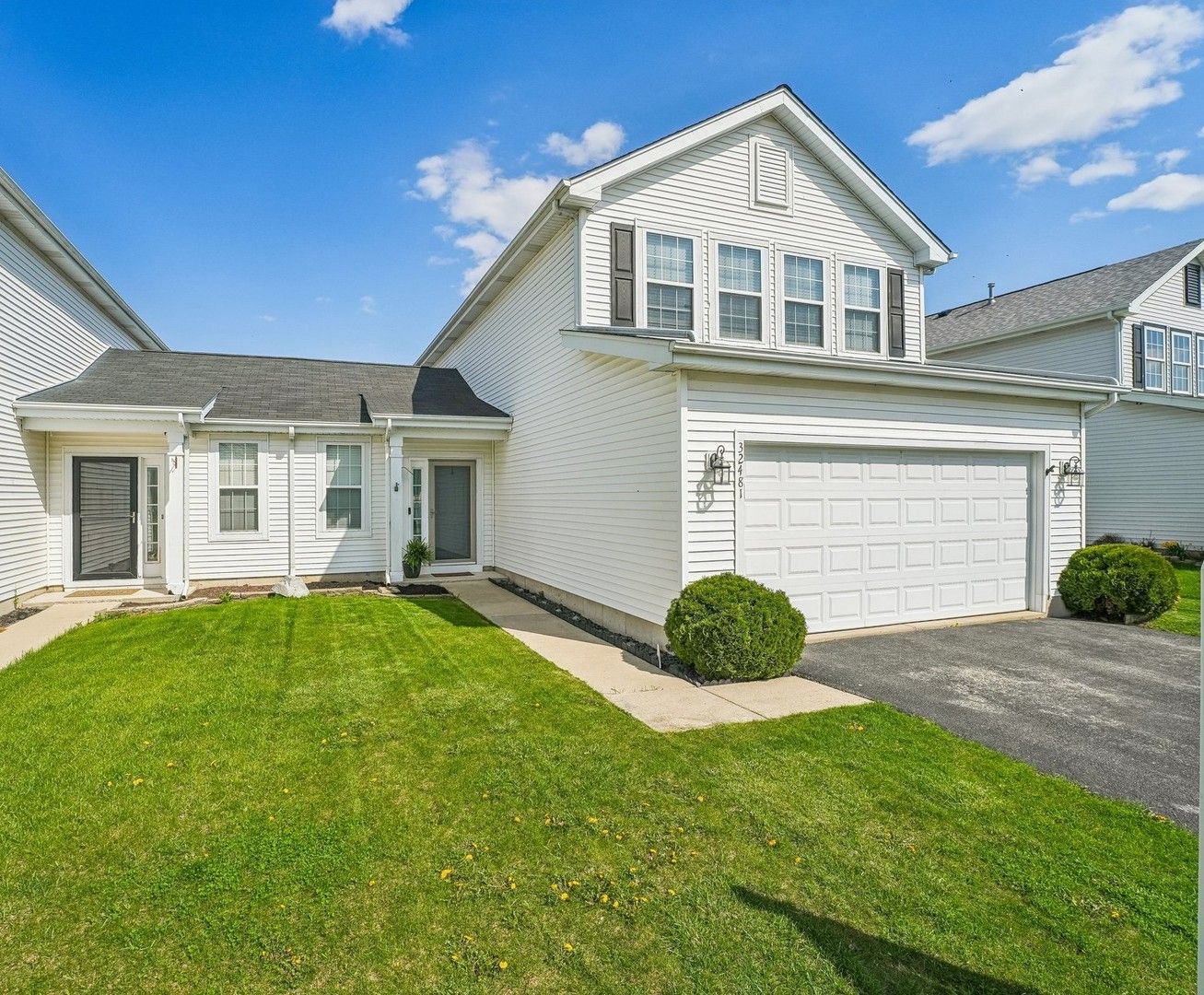 32481 Bakers Drive #32481 — Lakemoor, IL 60051