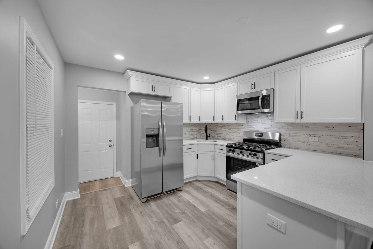 2129 219th Street, Sauk Village, IL 60411