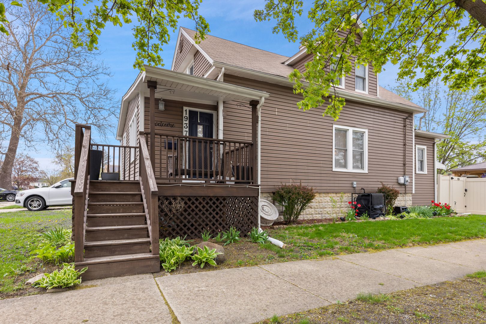 1937 3rd Avenue — Maywood, IL 60153