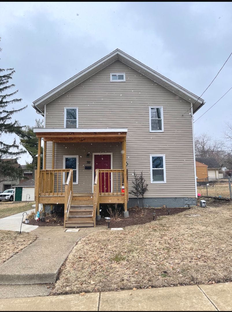 321 Washington Street — Rockford, IL 61104