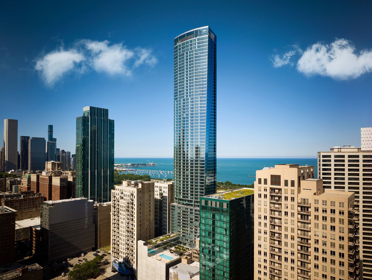 1000 S Michigan Avenue #1711 — Chicago, IL 60605