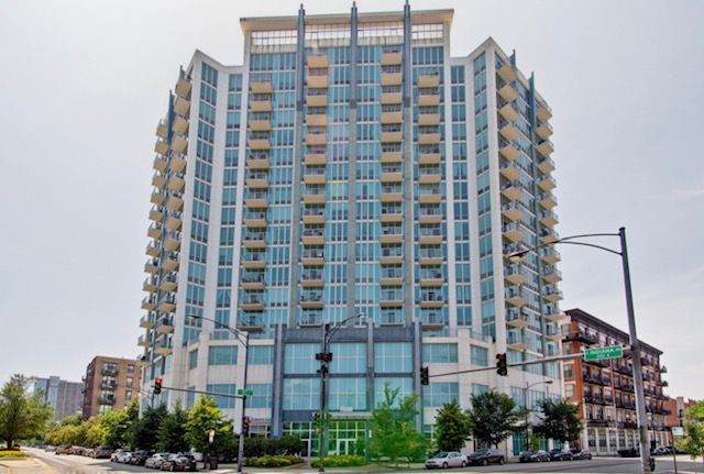1600 S Indiana Avenue #710 — Chicago, IL 60616