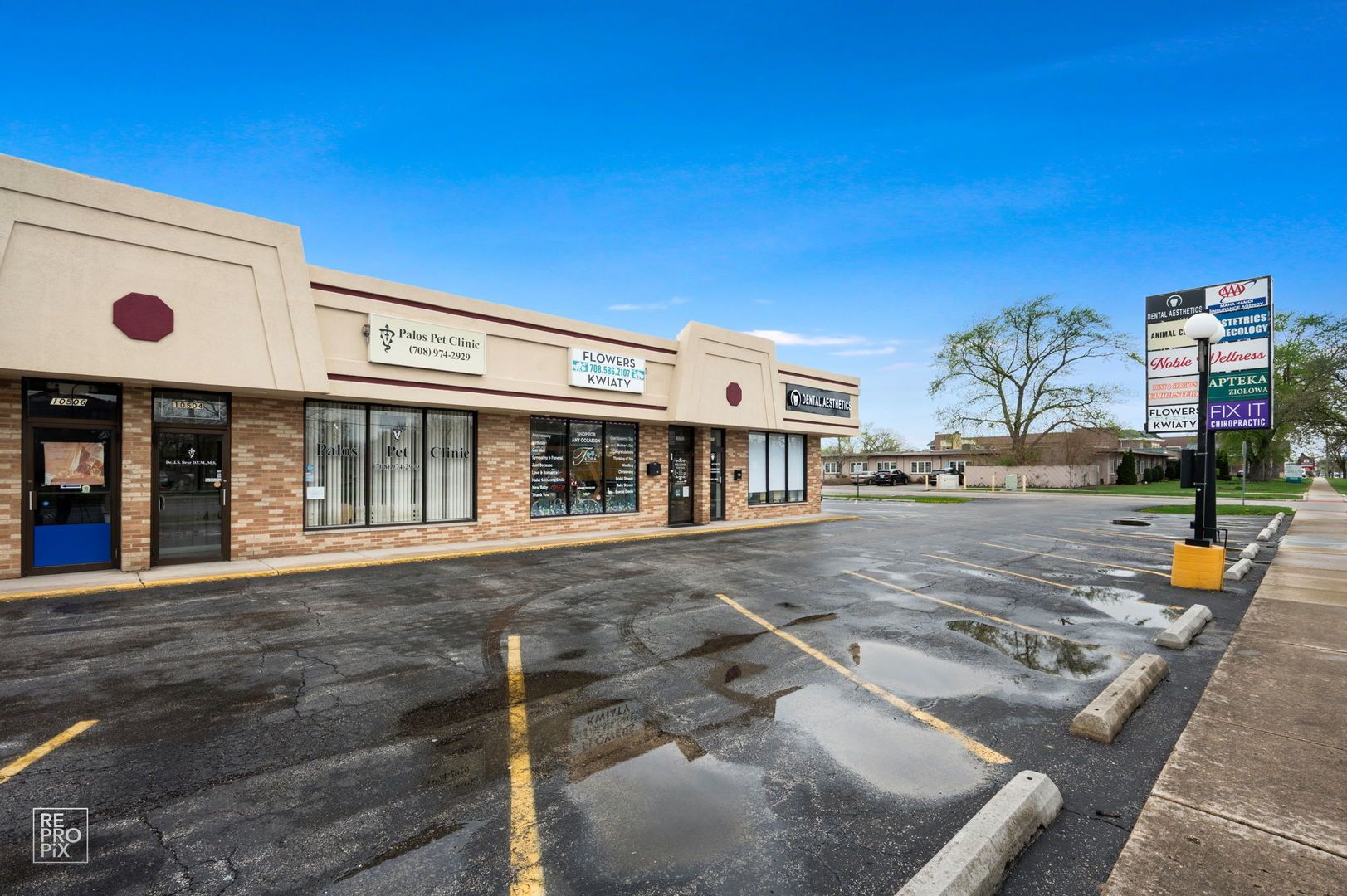 10502 Roberts Road — Palos Hills, IL 60465