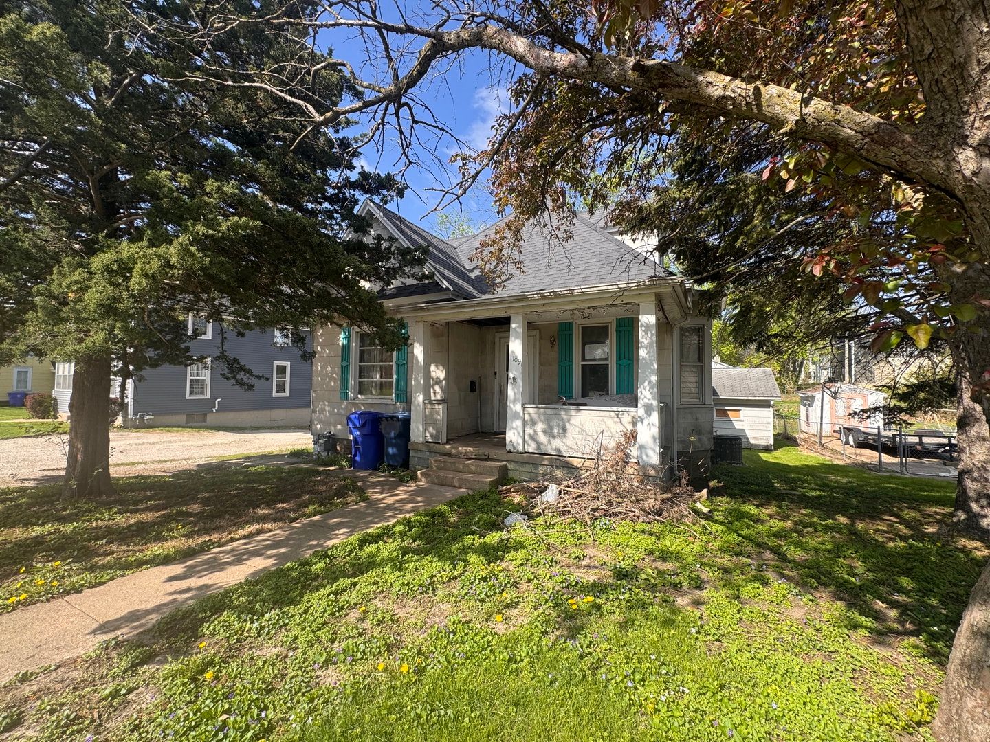 109 S Lakeview Avenue — Kewanee, IL 61443