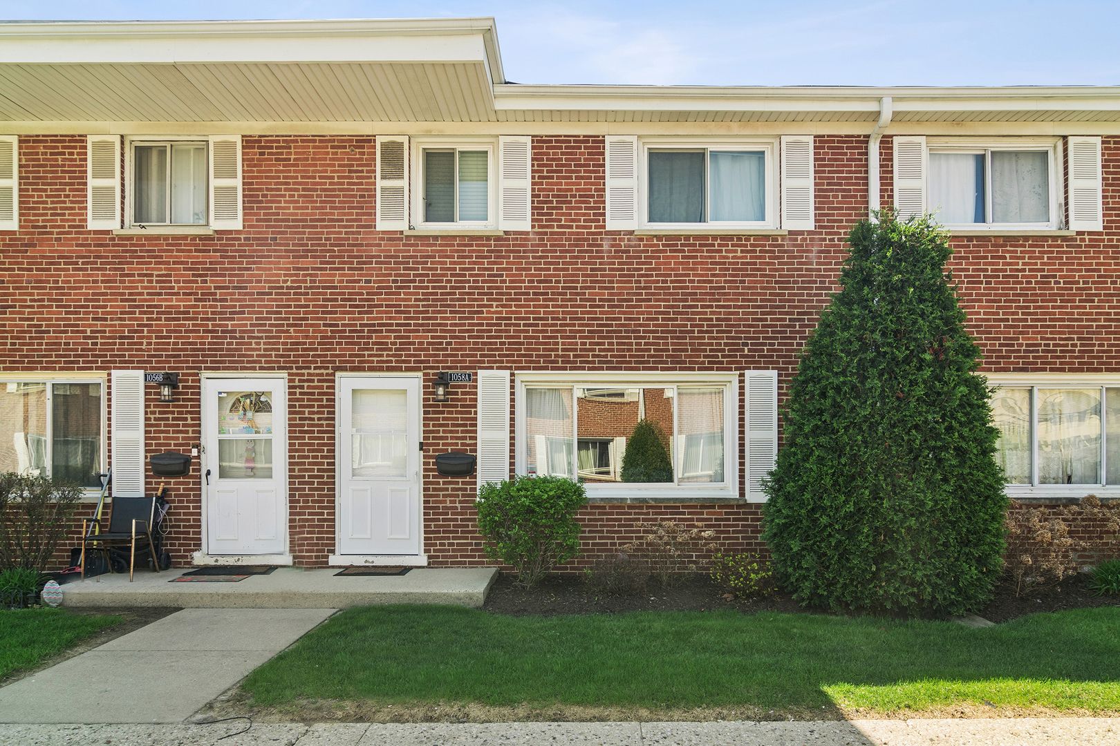 1058 N Boxwood Drive #A — Mount Prospect, IL 60056