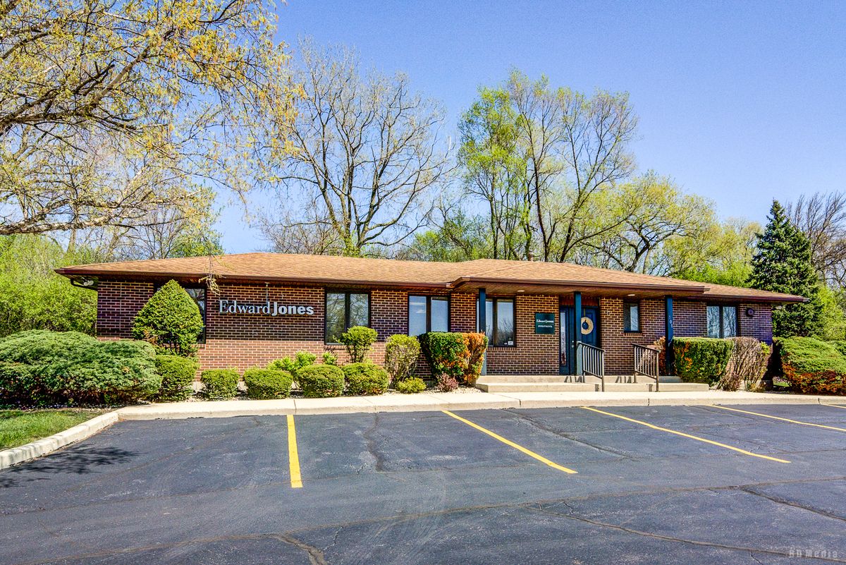 7101 janes Avenue, Woodridge, IL 60517