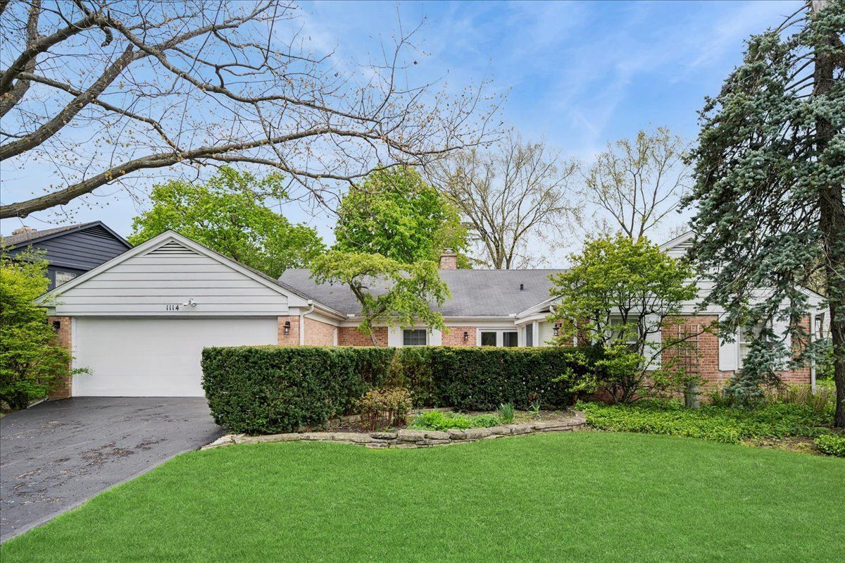 1114 Old Elm Lane, Glencoe, IL 60022
