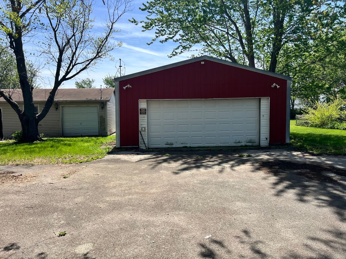 313 Woodworth Drive, Tolono, IL 61880