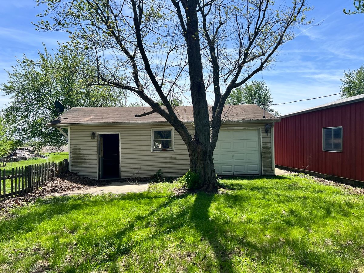 313 Woodworth Drive, Tolono, IL 61880