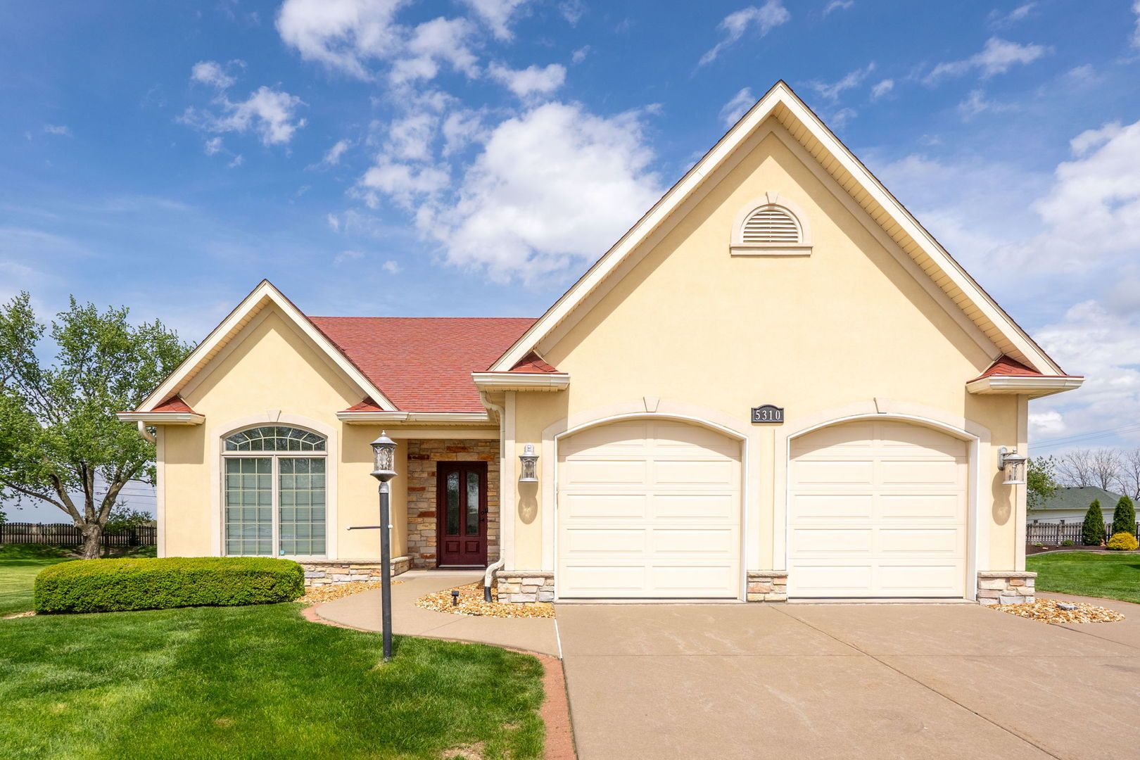 5310 Baraboo Court — Davenport, IA 52804