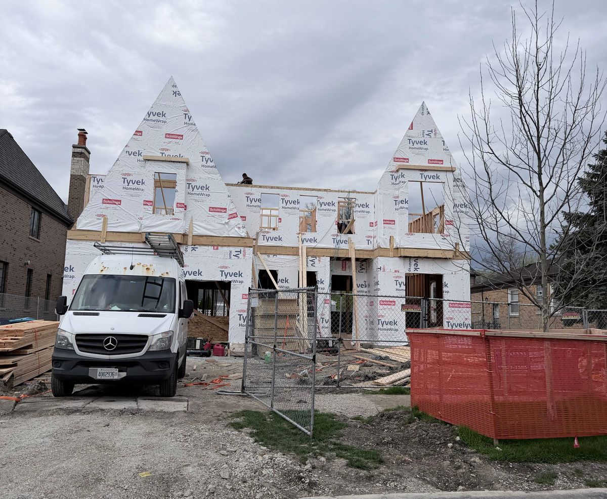 515 Parkview Avenue, Elmhurst, IL 60126