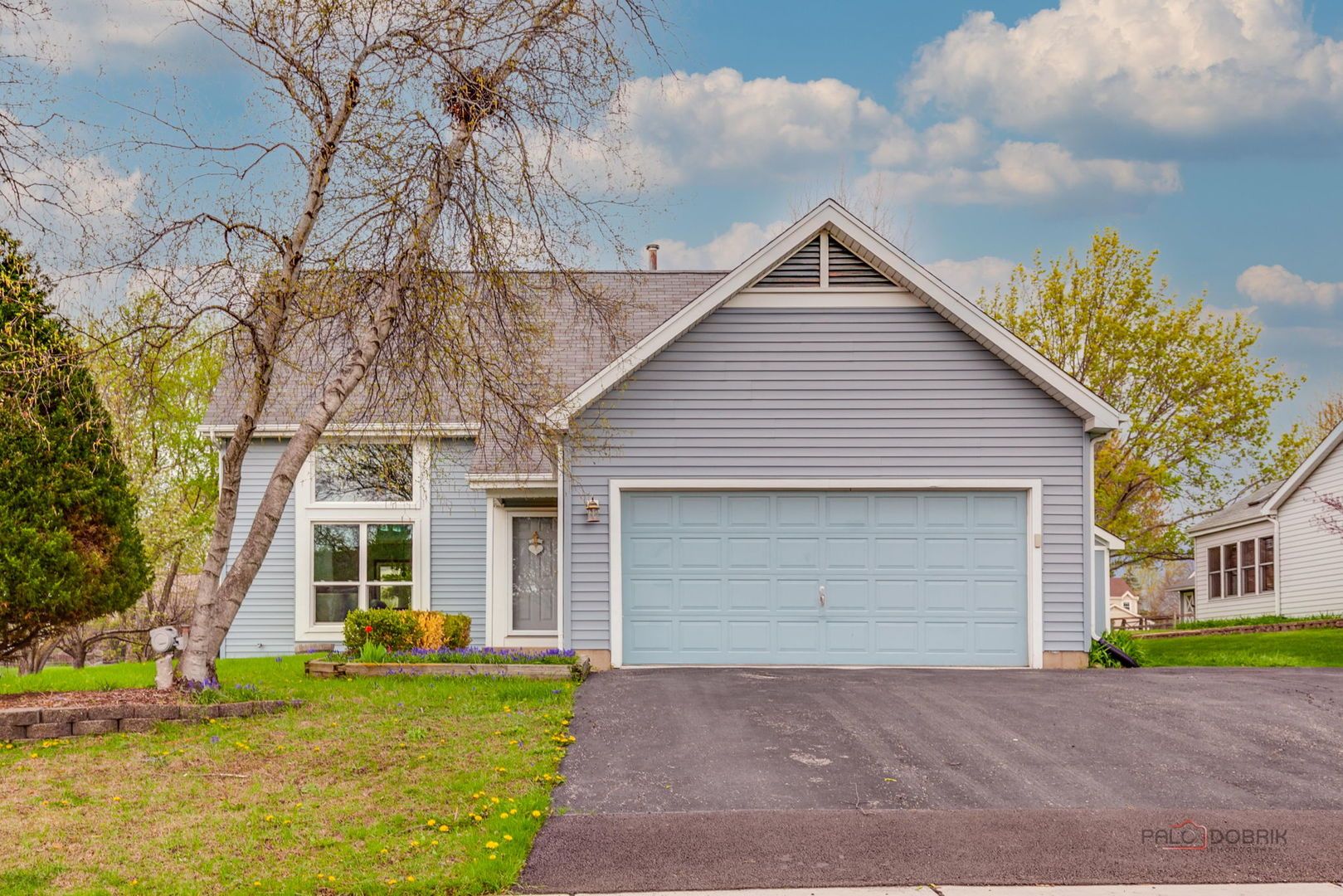 17362 W Dartmoor Drive — Grayslake, IL 60030