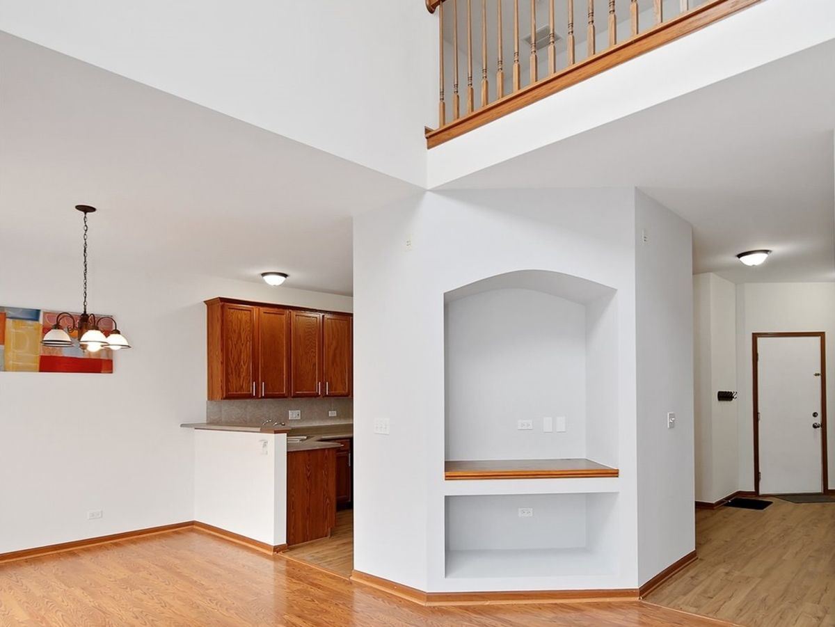 325 N Patriot Drive, Hainesville, IL 60030