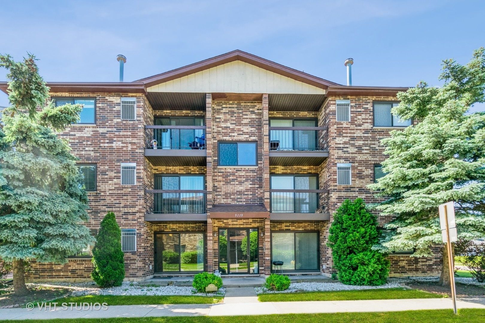 9119 Lincoln Court #101 — Orland Park, IL 60462