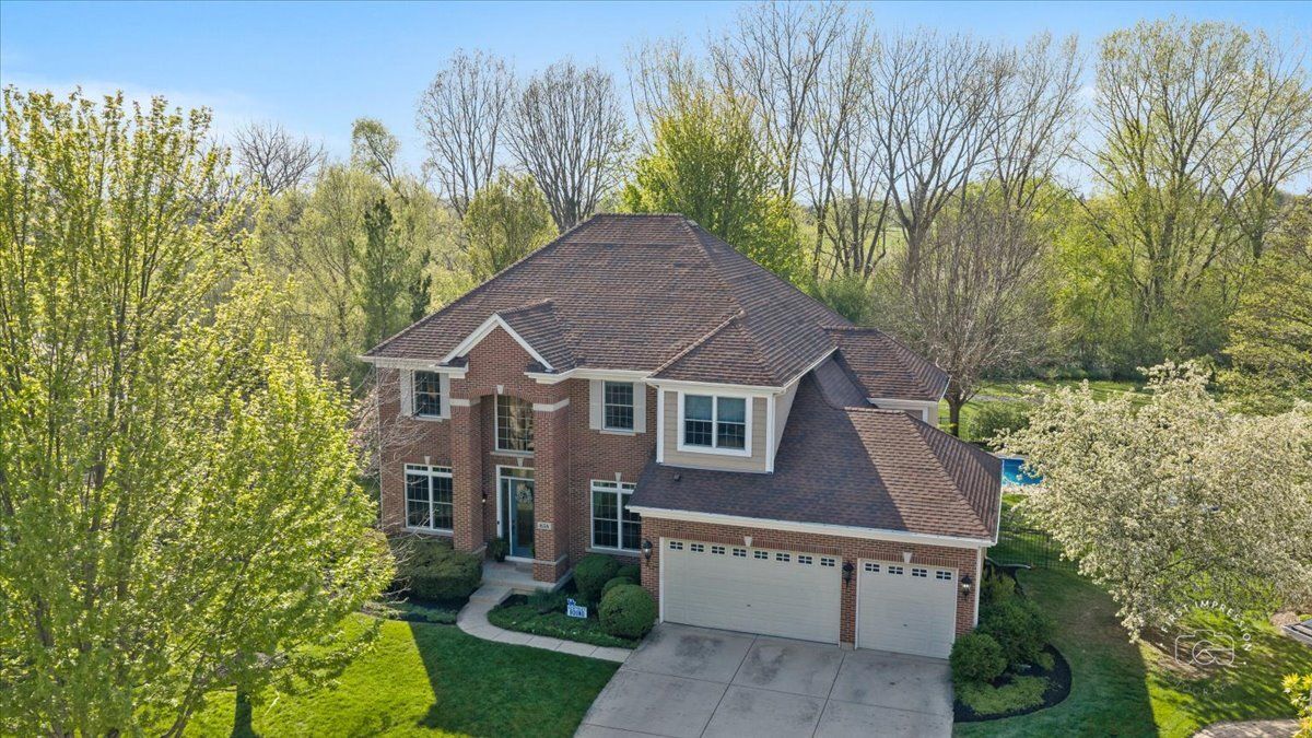 858 Hathaway Court — North Aurora, IL 60542
