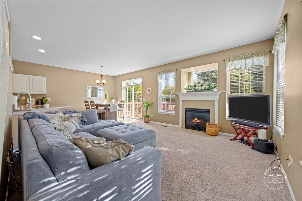 2582 Lorraine Circle #2582, Geneva, IL 60134
