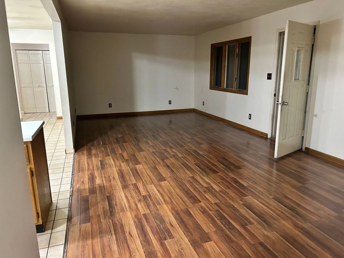 511 W 5TH Street, Benton, IL 62812