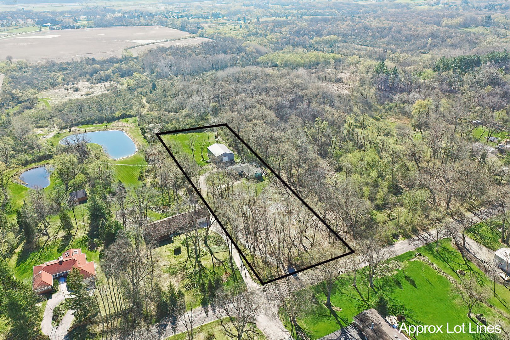 6715 Giant Oaks Road — Wonder Lake, IL 60097