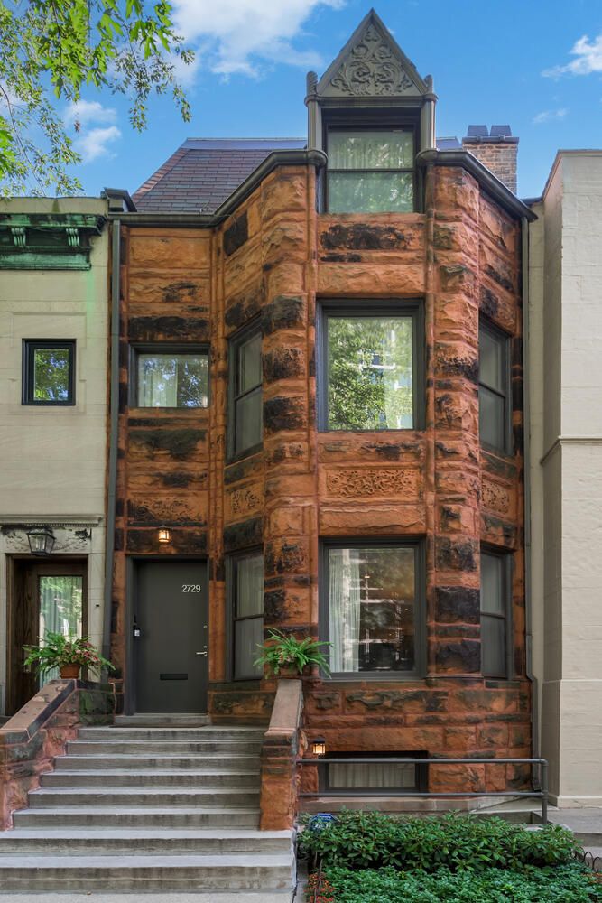 2729 Hampden Court — Chicago, IL 60614