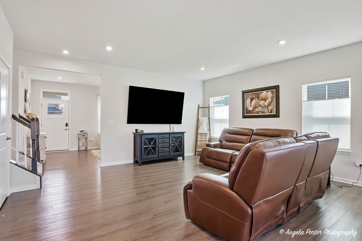 7443 Alexandra Lane, Union, IL 60180