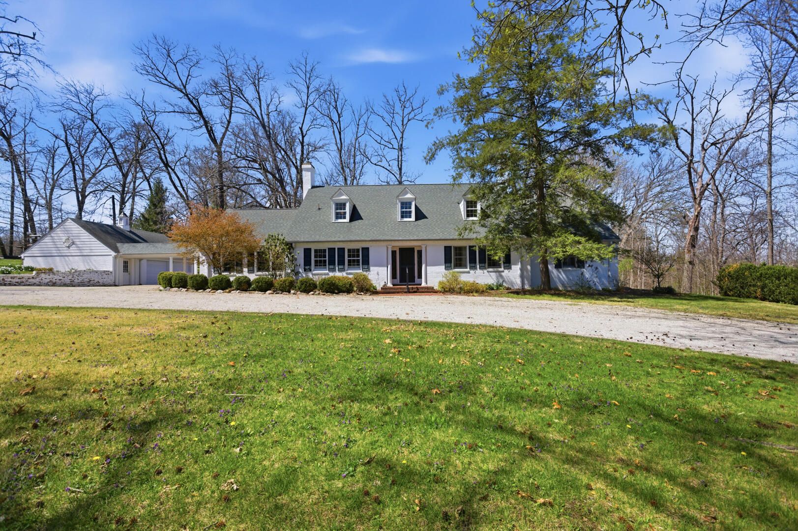 471 Sulphur Lane — Paris, IL 61944