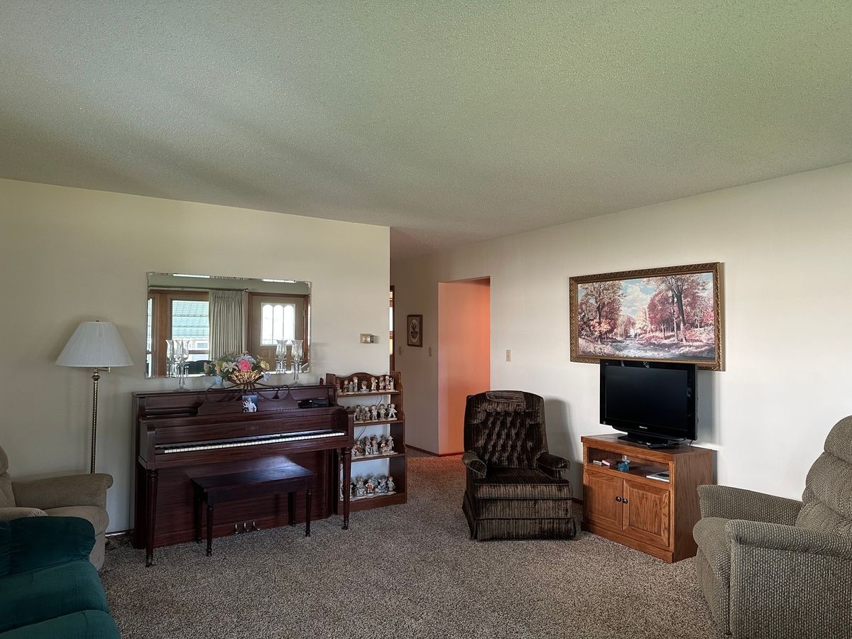 1626 Superior Avenue, Savanna, IL 61074
