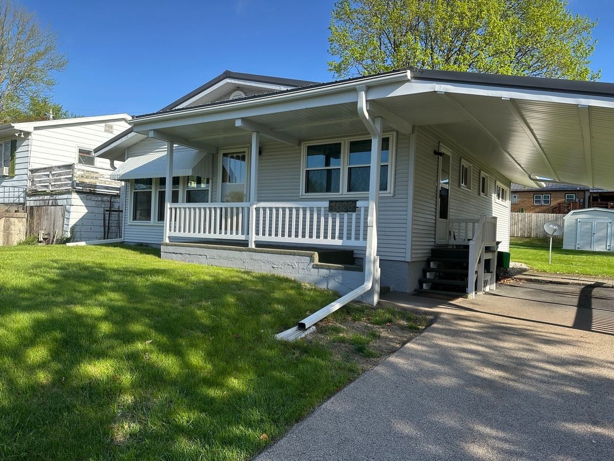 1626 Superior Avenue, Savanna, IL 61074