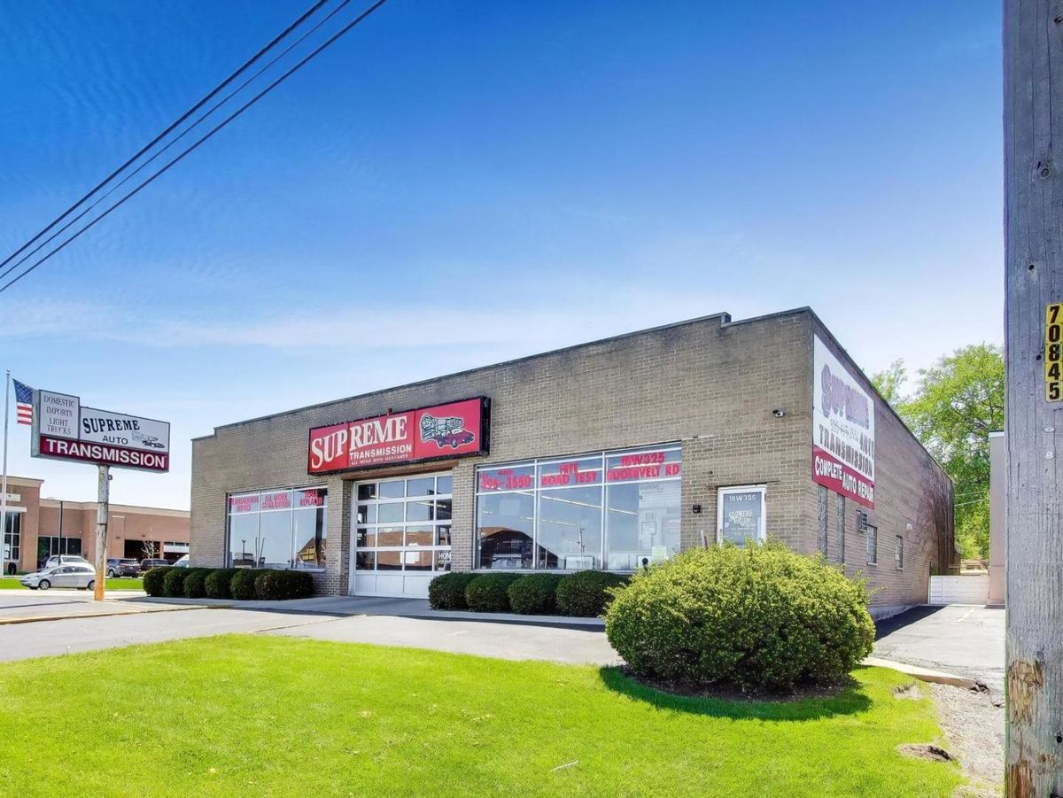 18W325 Roosevelt Road, Oakbrook Terrace, IL 60181