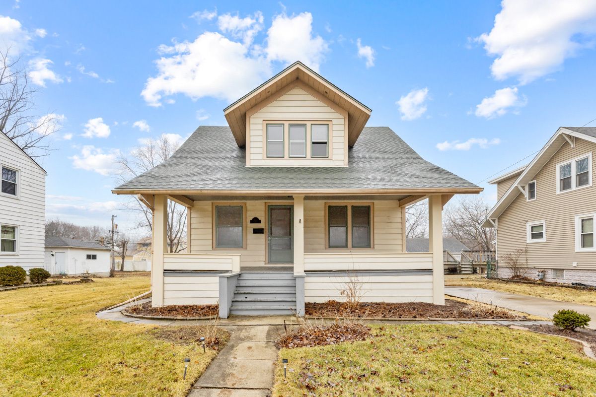 3817 216th Place — Matteson, IL 60443