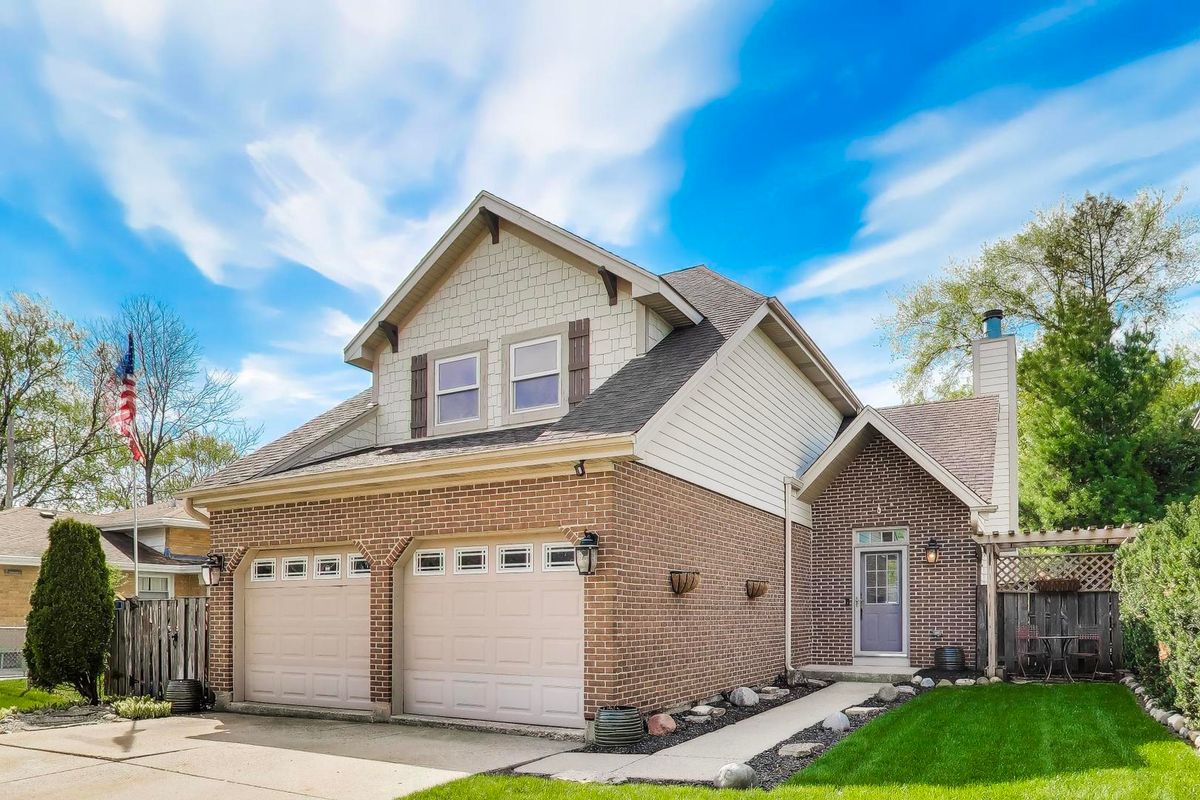 513 Central Road, Arlington Heights, IL 60005
