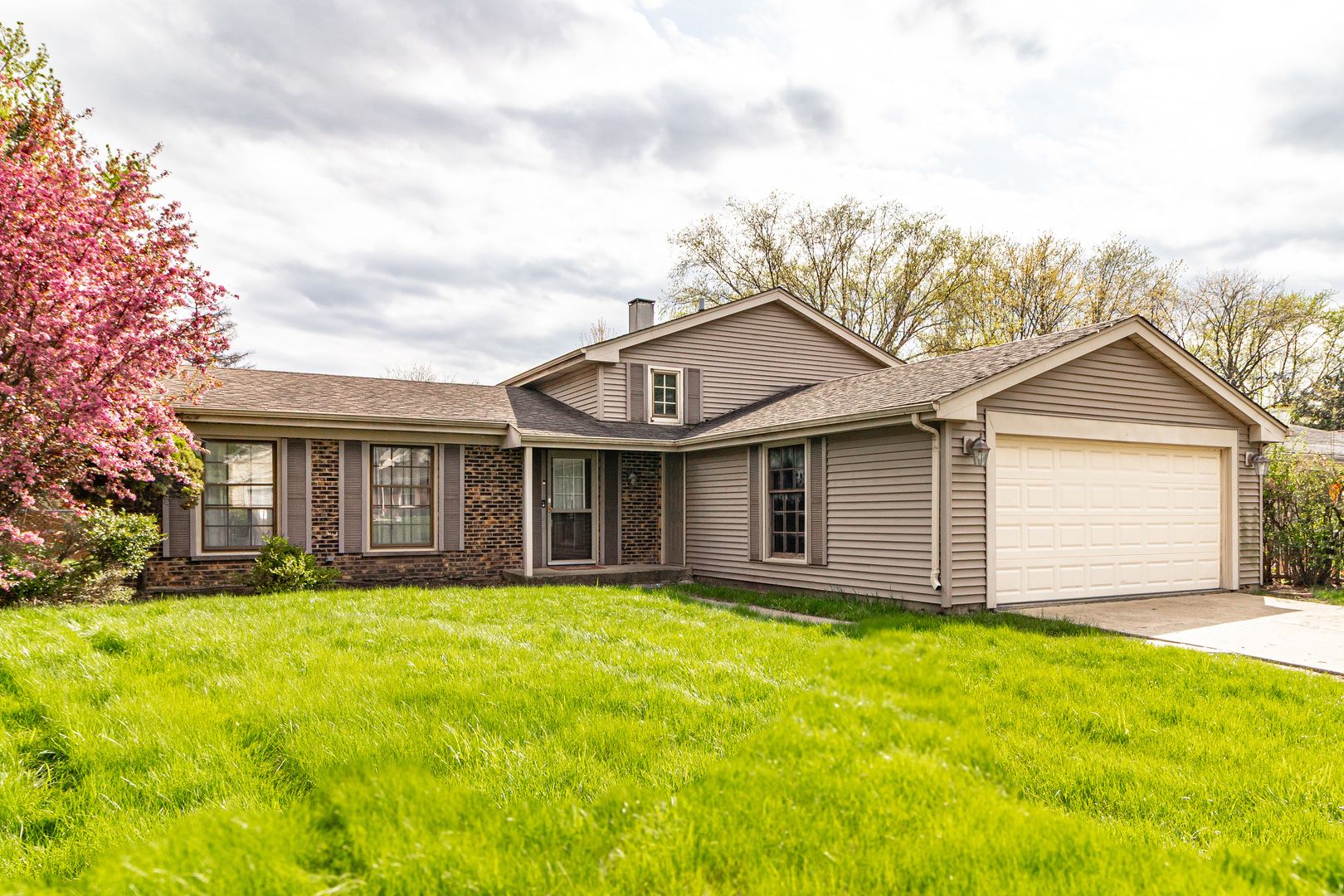 809 Thornton Lane — Buffalo Grove, IL 60089