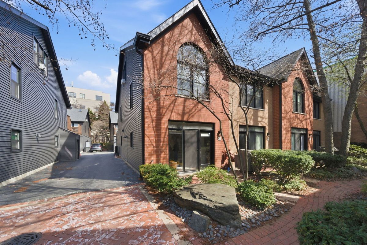 1801 Diversey Parkway, Chicago, IL 60614