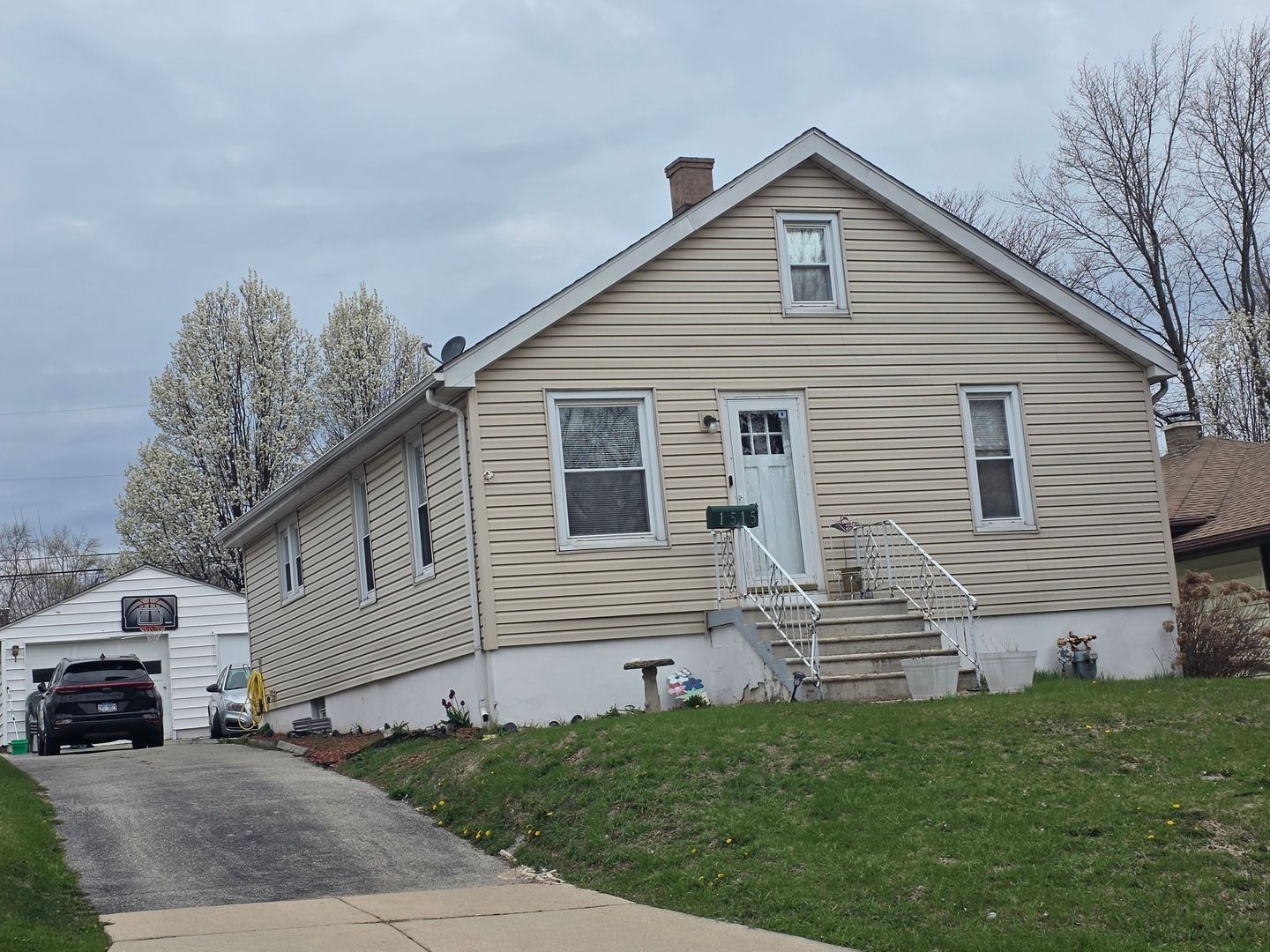 1515 N Center Street — Joliet, IL 60435