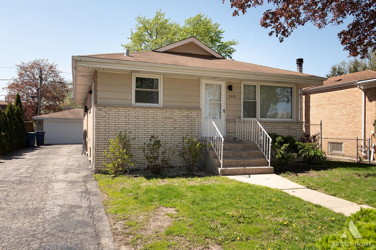 9416 80th Court, Hickory Hills, IL 60457