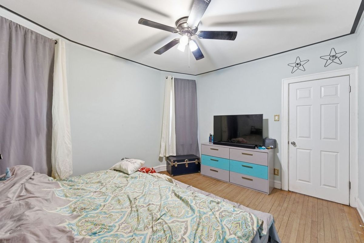 15805 Paulina Street, Harvey, IL 60426