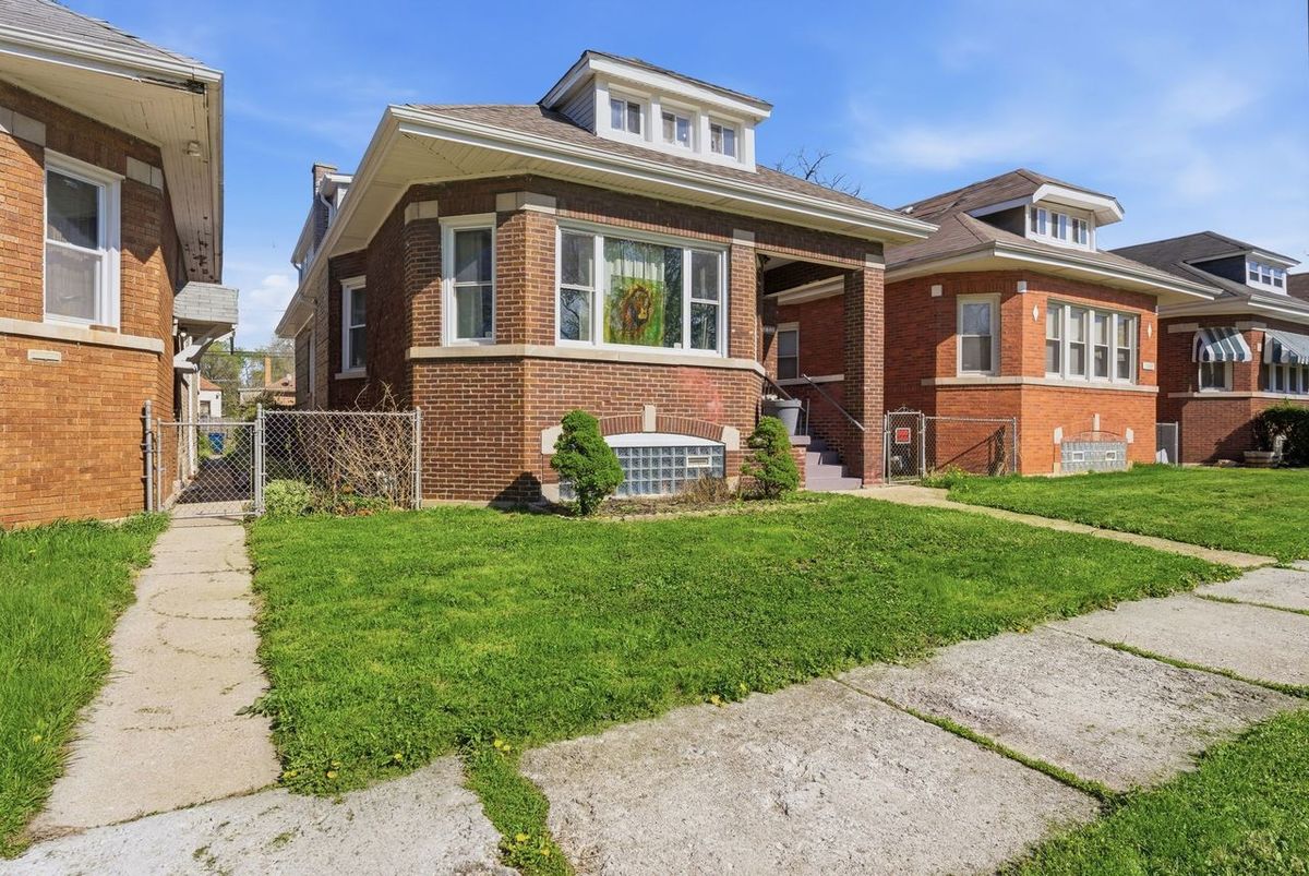 15805 Paulina Street, Harvey, IL 60426