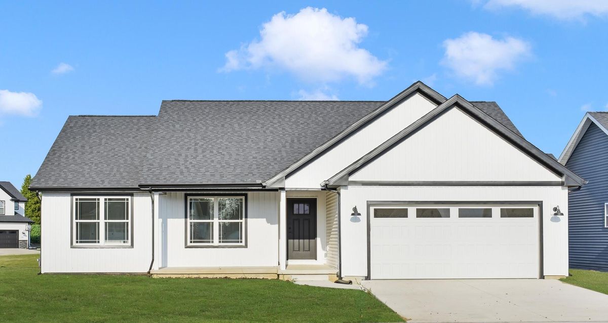 706 Cates Drive, Mahomet, IL 61853