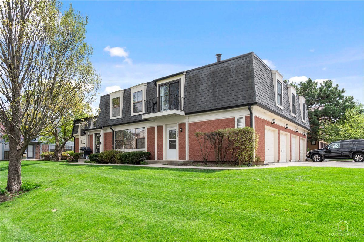 1228 INVERRARY Lane #21D — Palatine, IL 60074