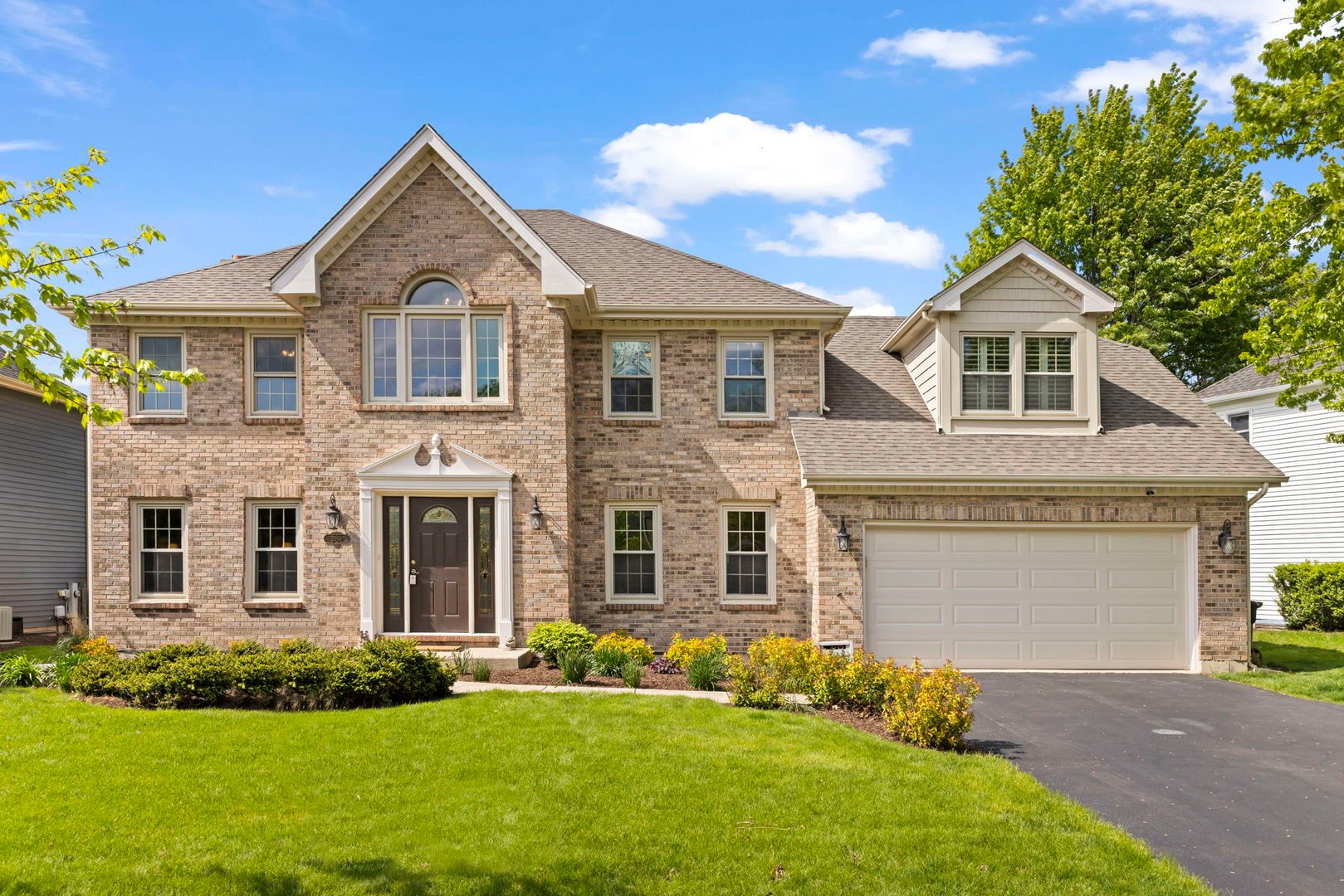 2689 Fox River Lane — Naperville, IL 60565