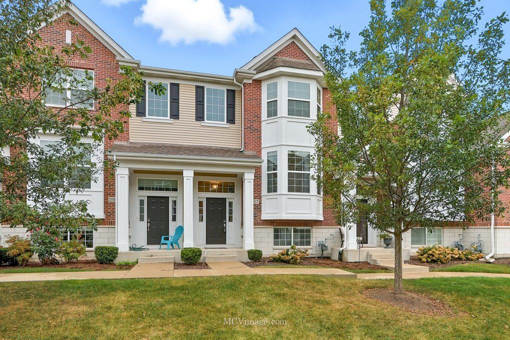 2967 Madison Drive — Naperville, IL 60564